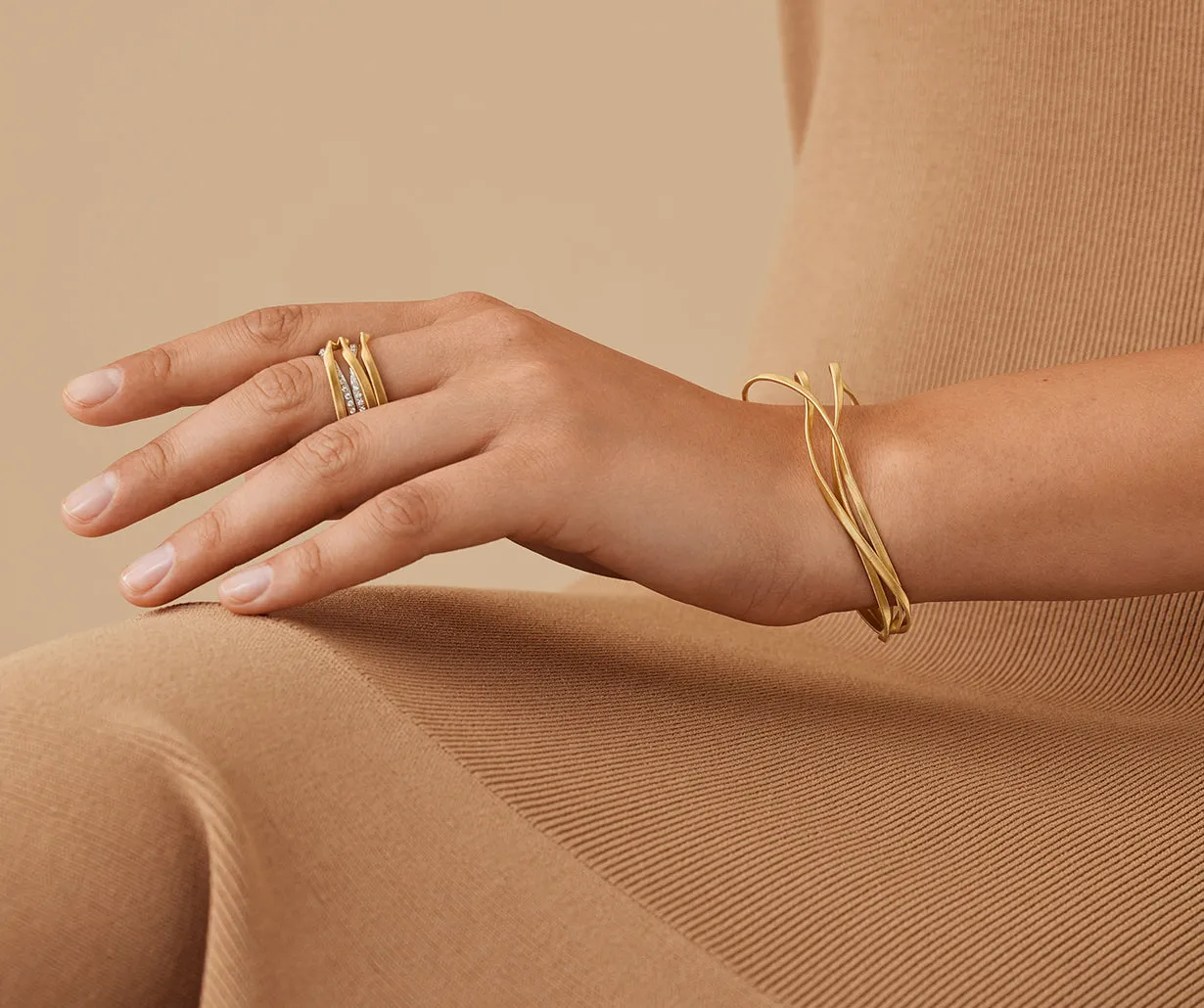 18K Yellow Gold 3-Strand Bangle