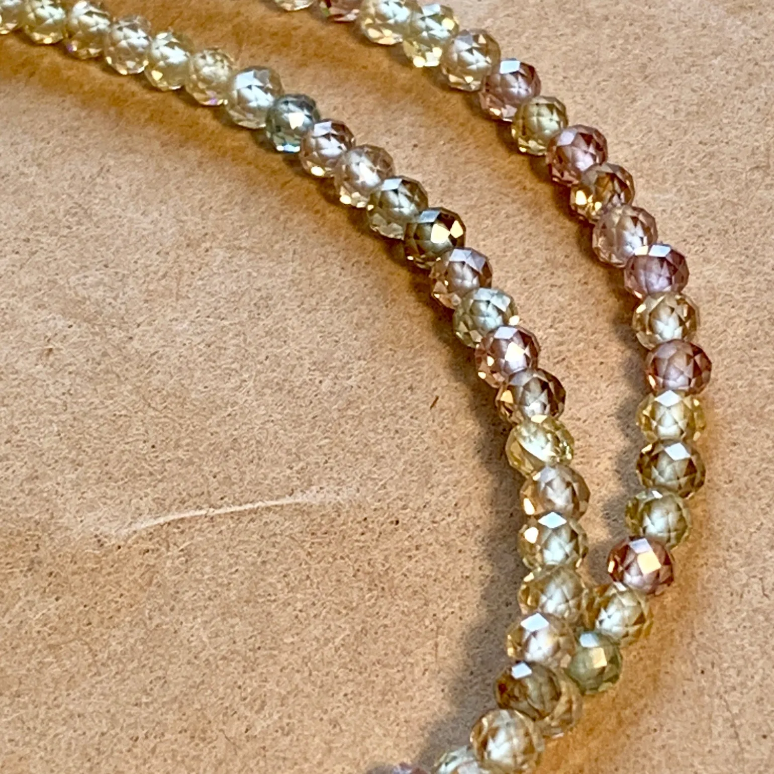 Beige Zircon Graduated Round Beads