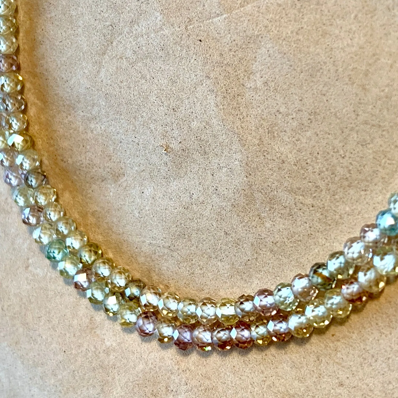 Beige Zircon Graduated Round Beads