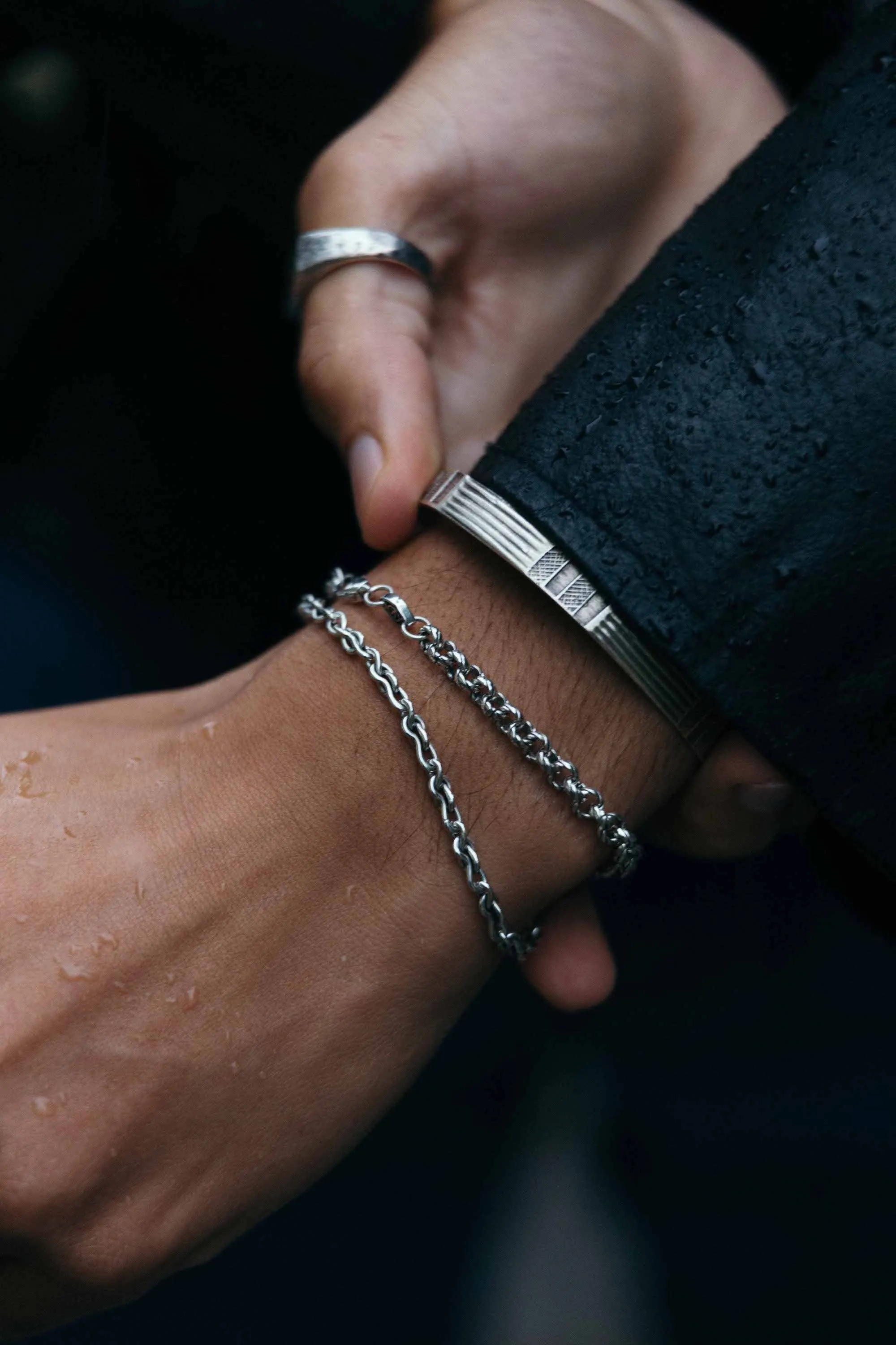 Hand-forged "Maya" Silver Bangle