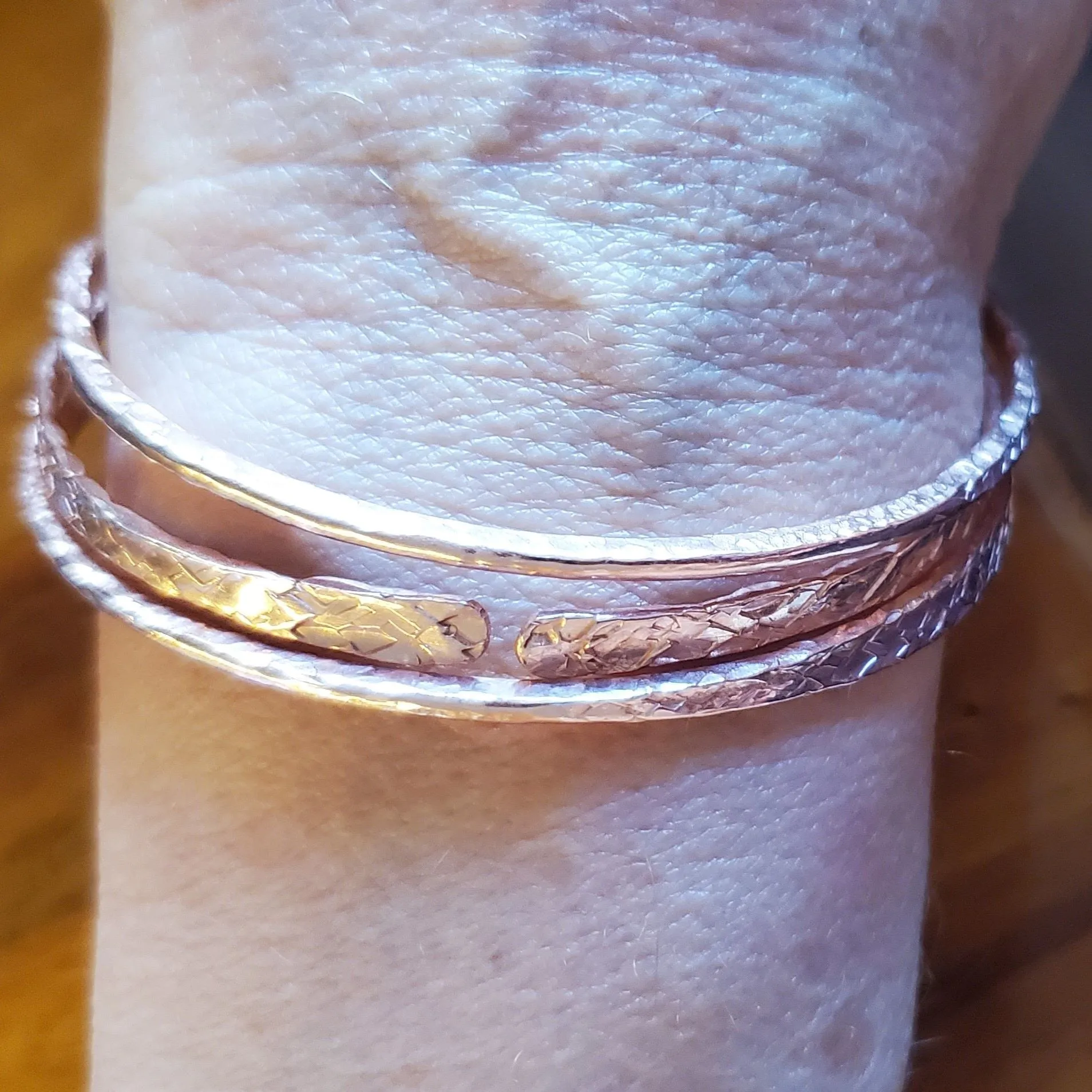 Stackable Hammered Double Canted Angle Bangles